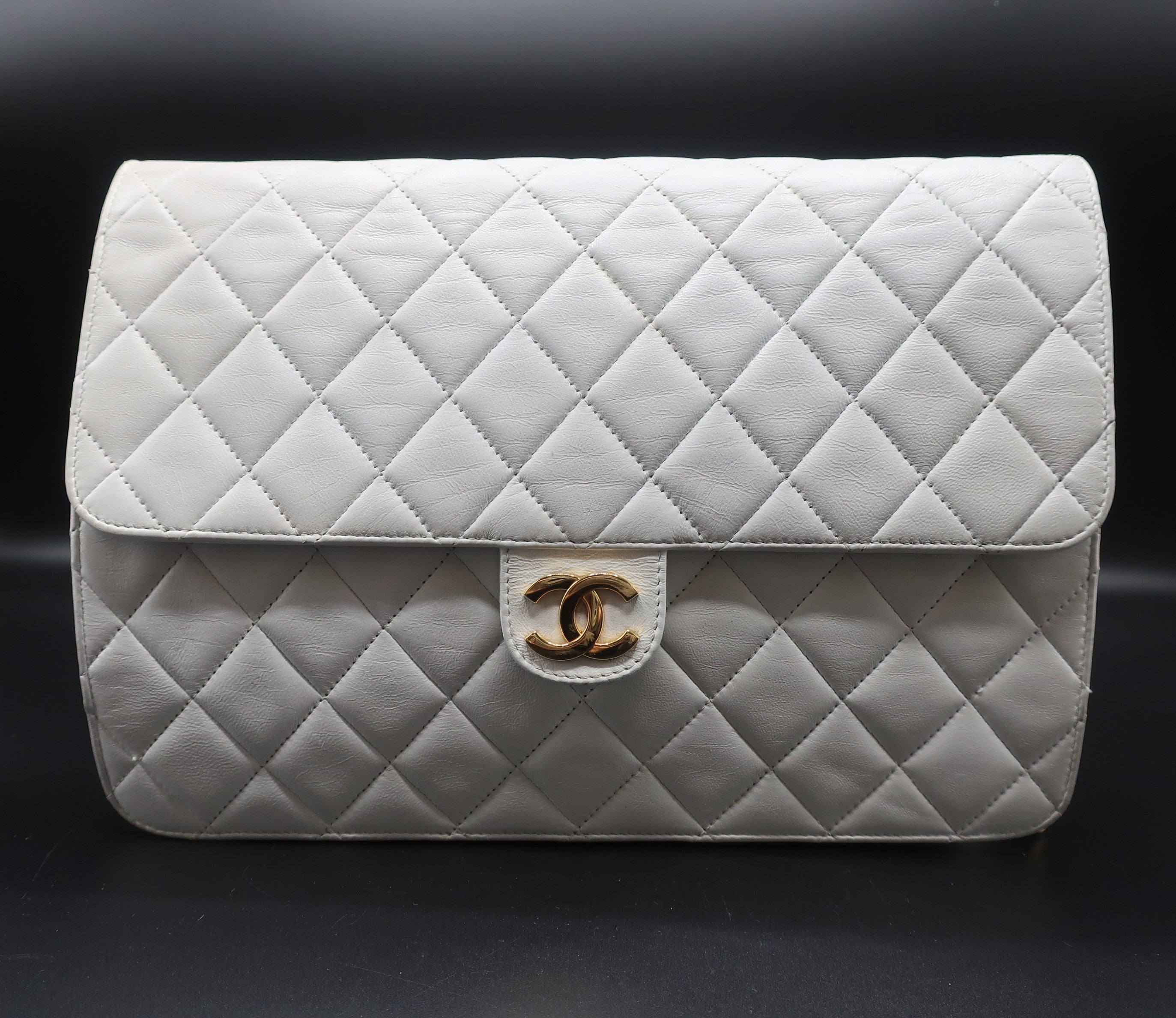 Chanel Vintage 25cm double flap shoulder bag, 名牌, 手袋及銀包- Carousell