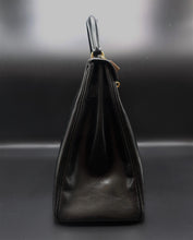 Load image into Gallery viewer, Hermès Kelly Bag 32 CM
