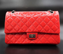 Cargar imagen en el visor de la galería, Chanel 2.55 Red Bag / SOLD OUT
