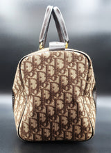 Carica l&#39;immagine nel visualizzatore di Gallery, Dior Monogram Duffle Bag
