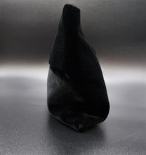 Cargar imagen en el visor de la galería, Prada Black velvet Pochette
