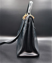 Carica l&#39;immagine nel visualizzatore di Gallery, Hermès Navy Blue Kelly Bag 32
