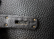 Cargar imagen en el visor de la galería, Hermès Birkin Bag 30 cm Black Togo / SOLD OUT
