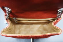 Cargar imagen en el visor de la galería, 2.	Chanel Mini Flap Bag
