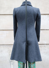 Cargar imagen en el visor de la galería, Louis Vuitton Wool Coat
