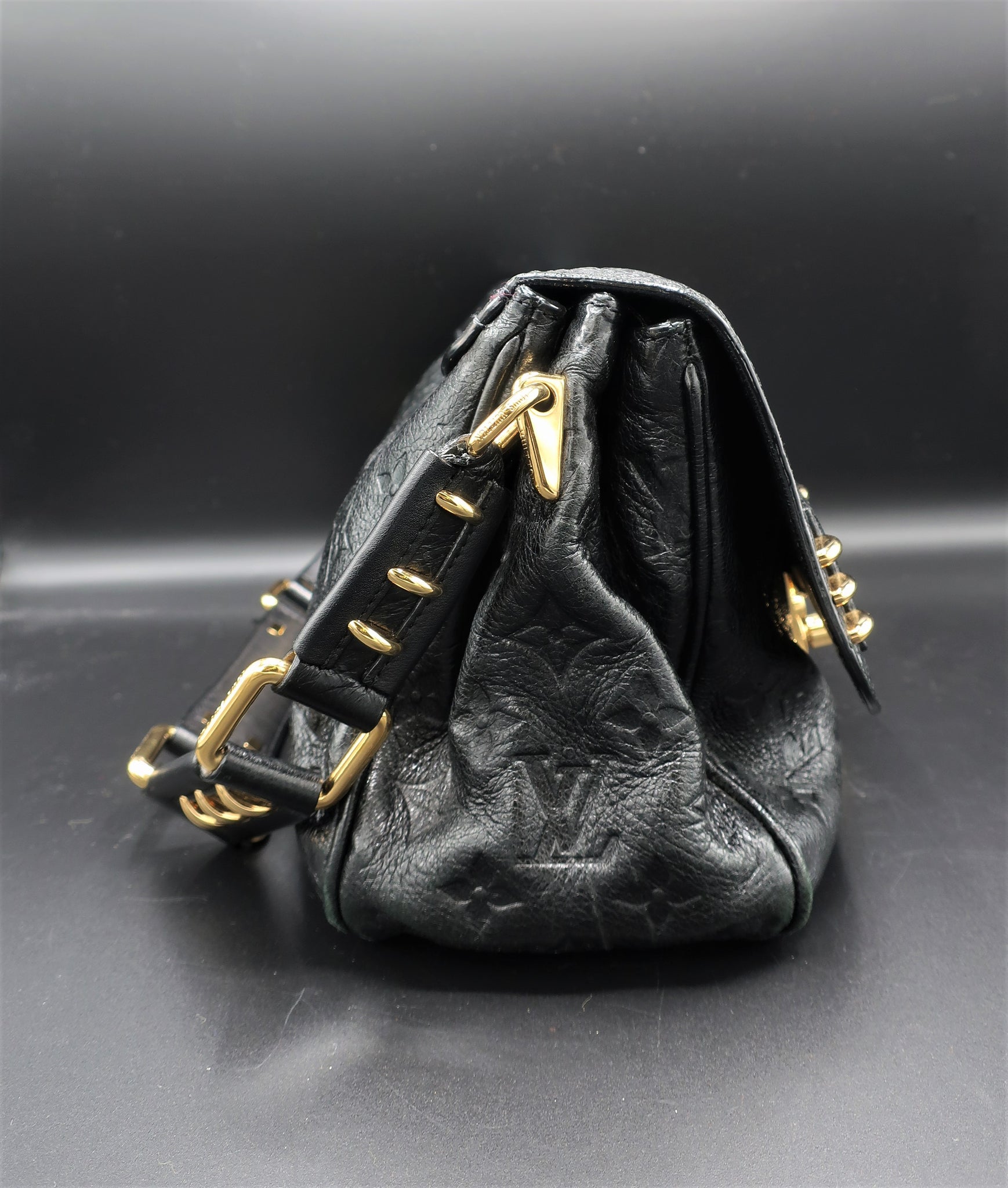 Louis Vuitton Black Empreinte Monogram Bag – hk-vintage