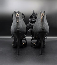 Charger l&#39;image dans la galerie, Christian Dior Black Lace &amp; Satin Ruffled Shoes

