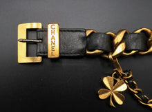 Carica l&#39;immagine nel visualizzatore di Gallery, Chanel Leather Bracelet

