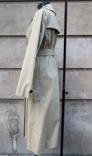 Cargar imagen en el visor de la galería, Christian Dior Trench Coat
