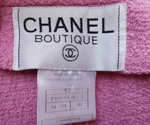 Cargar imagen en el visor de la galería, Chanel Purple Tweed Jacket
