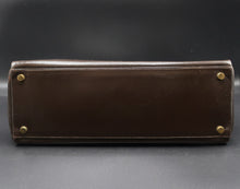 Cargar imagen en el visor de la galería, Hermès Kelly 32 CM Brown Bag
