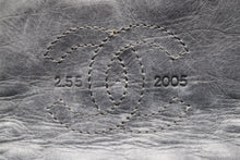 Carica l&#39;immagine nel visualizzatore di Gallery, Chanel 2.55 Collector Bag 2005 Edition
