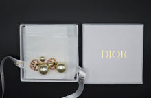 Charger l&#39;image dans la galerie, Dior Tribales Earrings
