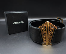 Cargar imagen en el visor de la galería, Chanel Leather Belt
