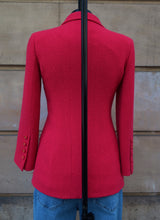 Charger l&#39;image dans la galerie, Chanel Fuchsia Tweed Jacket
