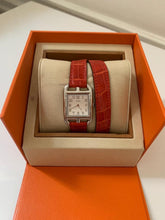 Charger l&#39;image dans la galerie, Montre Hermès Cape Cod petit modèle bracelet double tour
