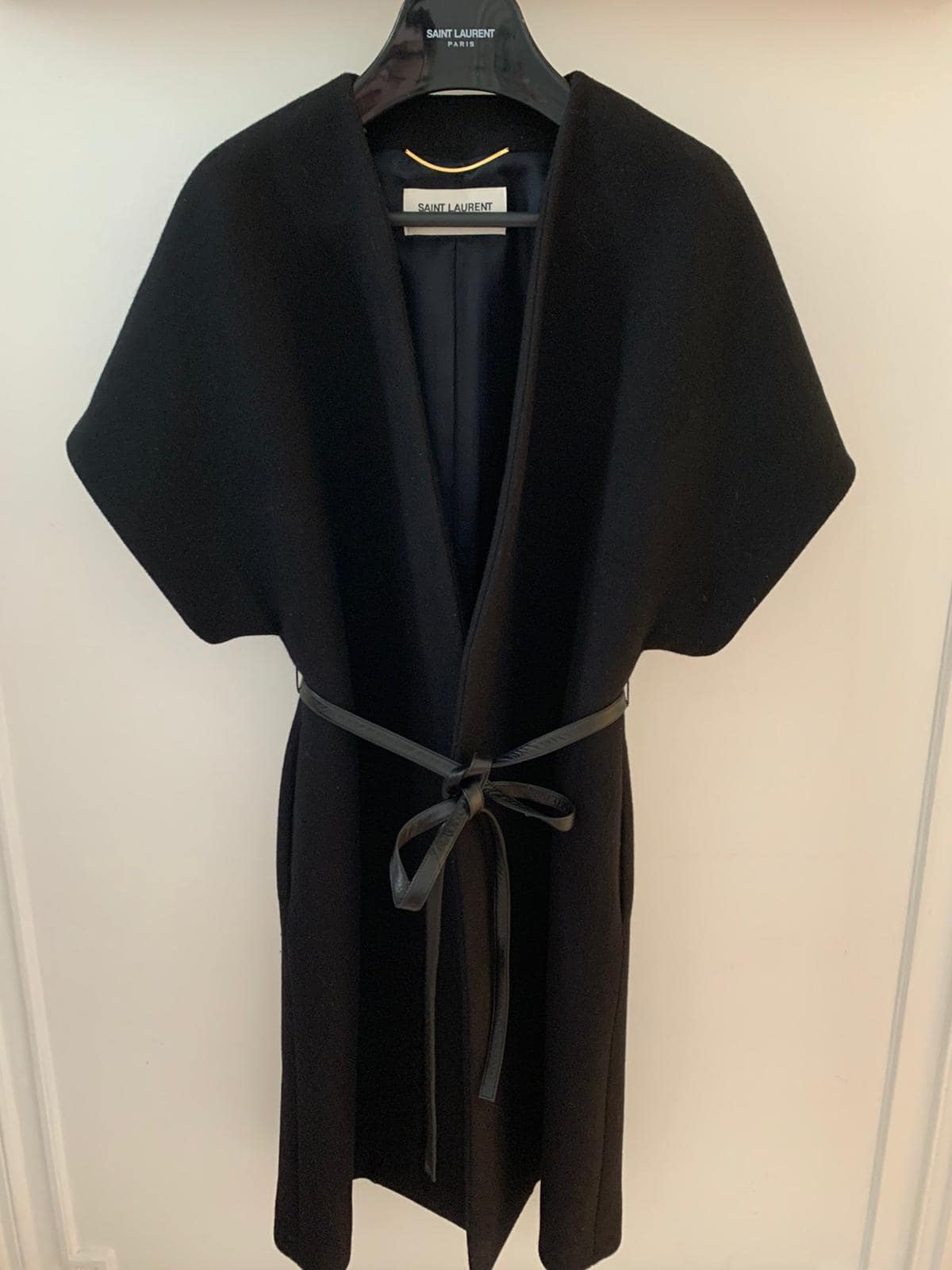 Vestido negro sin vintage de la orilla izquierda de Yves Saint Laurent