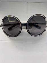 Load image into Gallery viewer, Chloé grey and silver metal sunglasses
